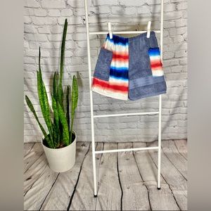 Towel shorts red white and blue L